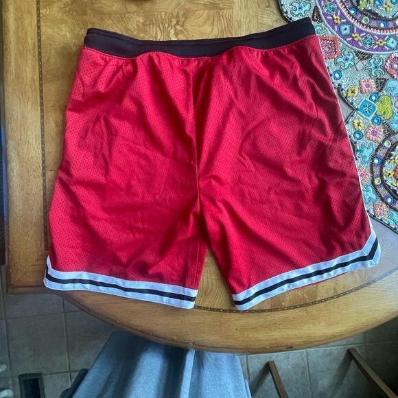 Sporty Short!  - Picture 2 of 12